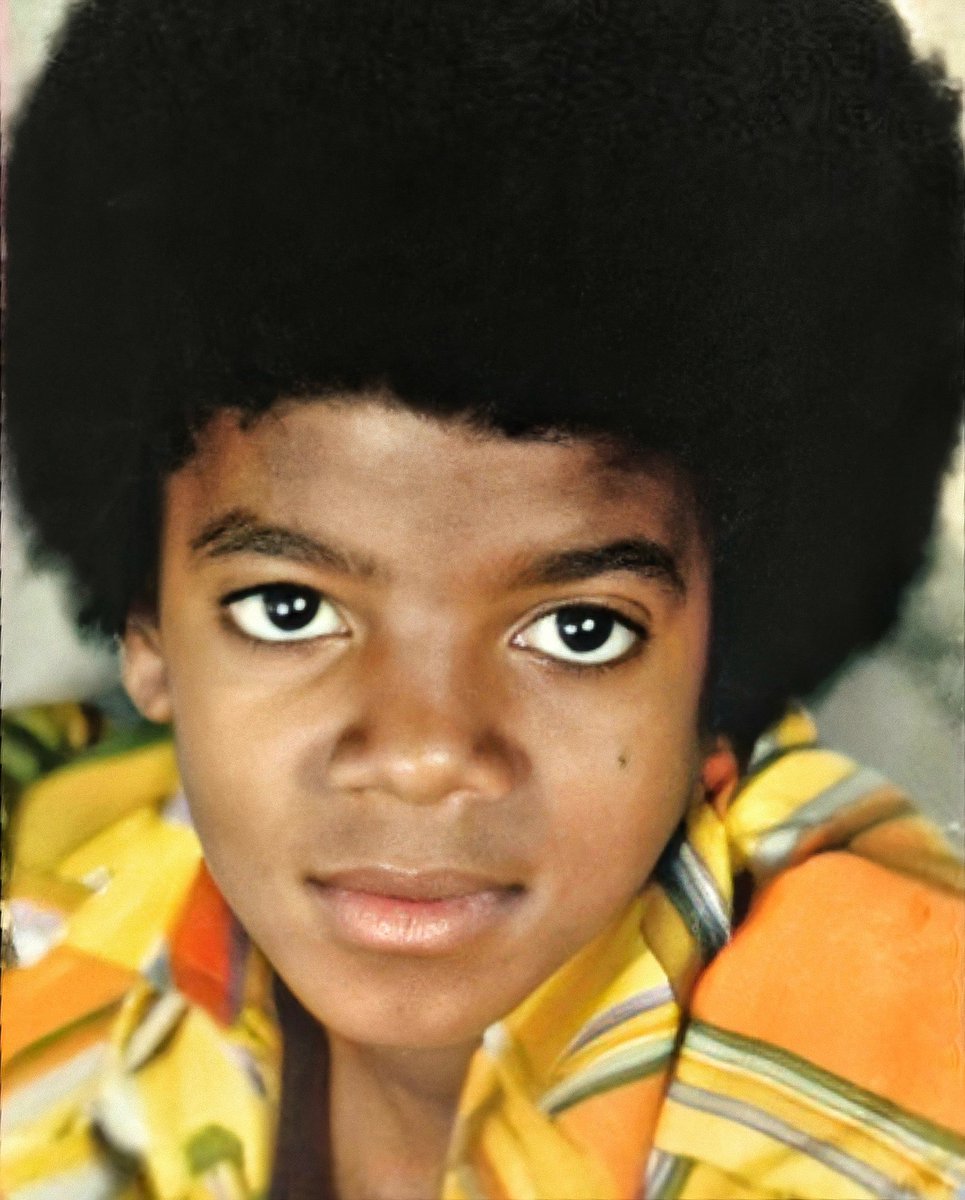 santikapowski's tweet photo. “Whatever I sing, that's what I really mean. Like, I'm singing a song, I don't sing it if I don't mean it.” - Michael Jackson, 1970 (at 11 years old). #GENIUS https://t.co/wziH4ESQKY