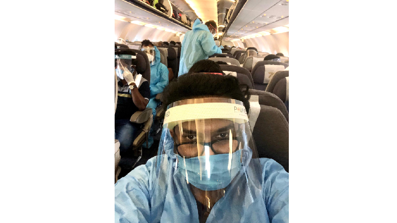 GDNonline's tweet photo. A Gulf Air flight brought back stranded Indians from Kerala last night in what has been claimed as the first such flight in the Gulf

#Bahrain 

Read more: 
https://t.co/s3r3n9D6M8 https://t.co/EvUdOH20Fw