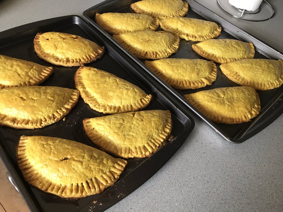 I've collected one more of the Jamaican infinity stones. Almost an ultimate Jamaican. Finally mastered Patty with the flakey crust, Coco bread and with the combination of those two I've also mastered Jamaican Meatloaf.