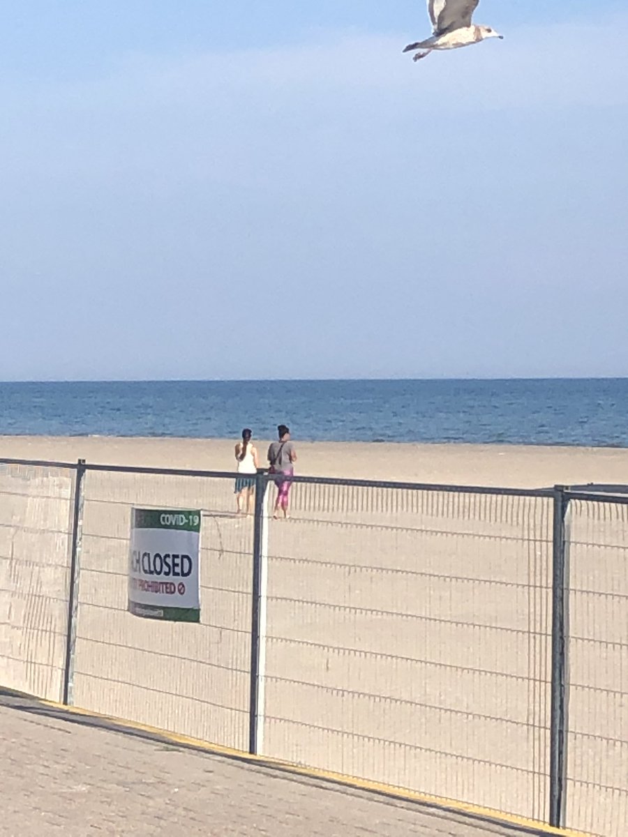 Shancali's tweet photo. Some people breaking past the fence to enjoy the beach for themselves @TownofCobourg @CobourgPolice #selfish #covid https://t.co/S11Wk4NjYS
