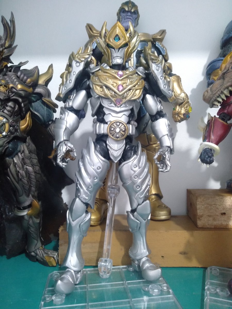 pusanding's tweet photo. custom figure
#evilhero #sculpt #customfigure #customtoy #pusandingartworks #dharna #superhero #villain #sickamenrider #garo #kiba #thanosfigure #msthanos #darkseidfigure https://t.co/UD9CA7x5Mt
