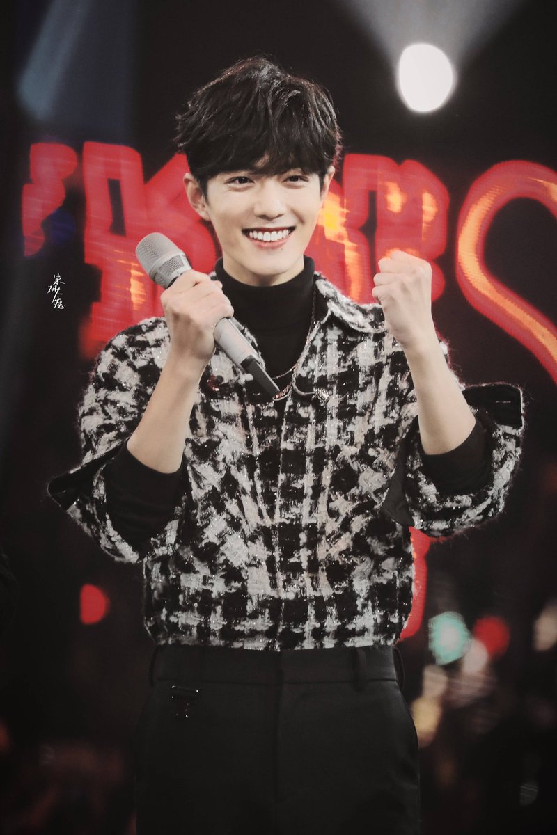 Xiao Zhan smiling cause he has the cutest smile a thread: