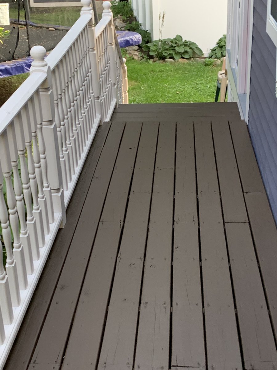 mswelchwhs's tweet photo. The deck is done! Yay ππ #projectsofsummer #deckdone https://t.co/vvCUoJYsSZ