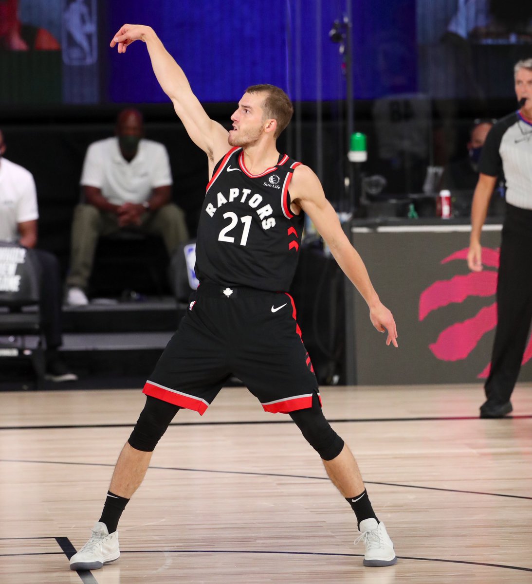 Raptors's tweet image. Hang this in the @agotoronto