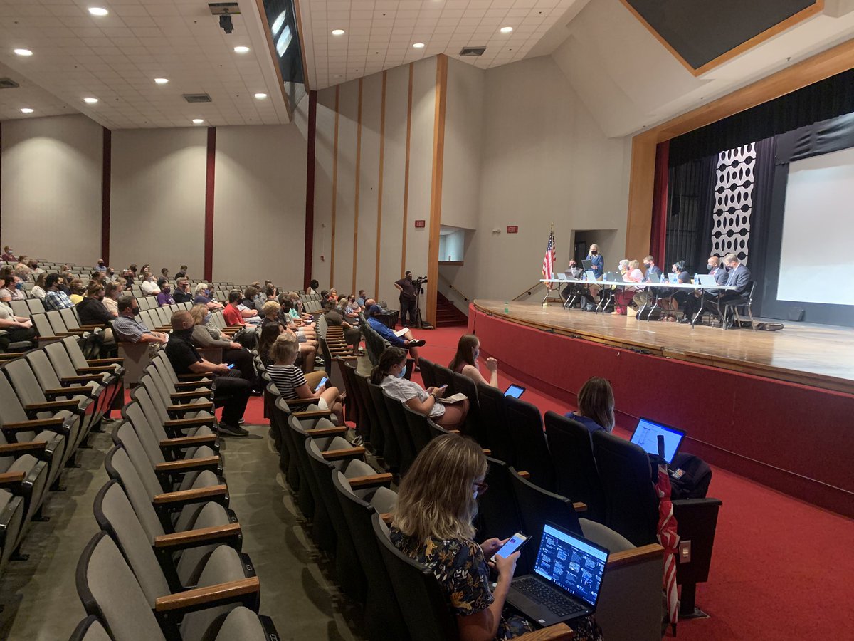 TheOfficerCraig's tweet photo. Thank you @AvonSupt for moving the meeting tonight to safely accommodate all attendees; by having a large enough area to social distance, as well as keep them out of the weather. #AVONSTRONG #EducateExciteExcel https://t.co/CPiizVjP3t