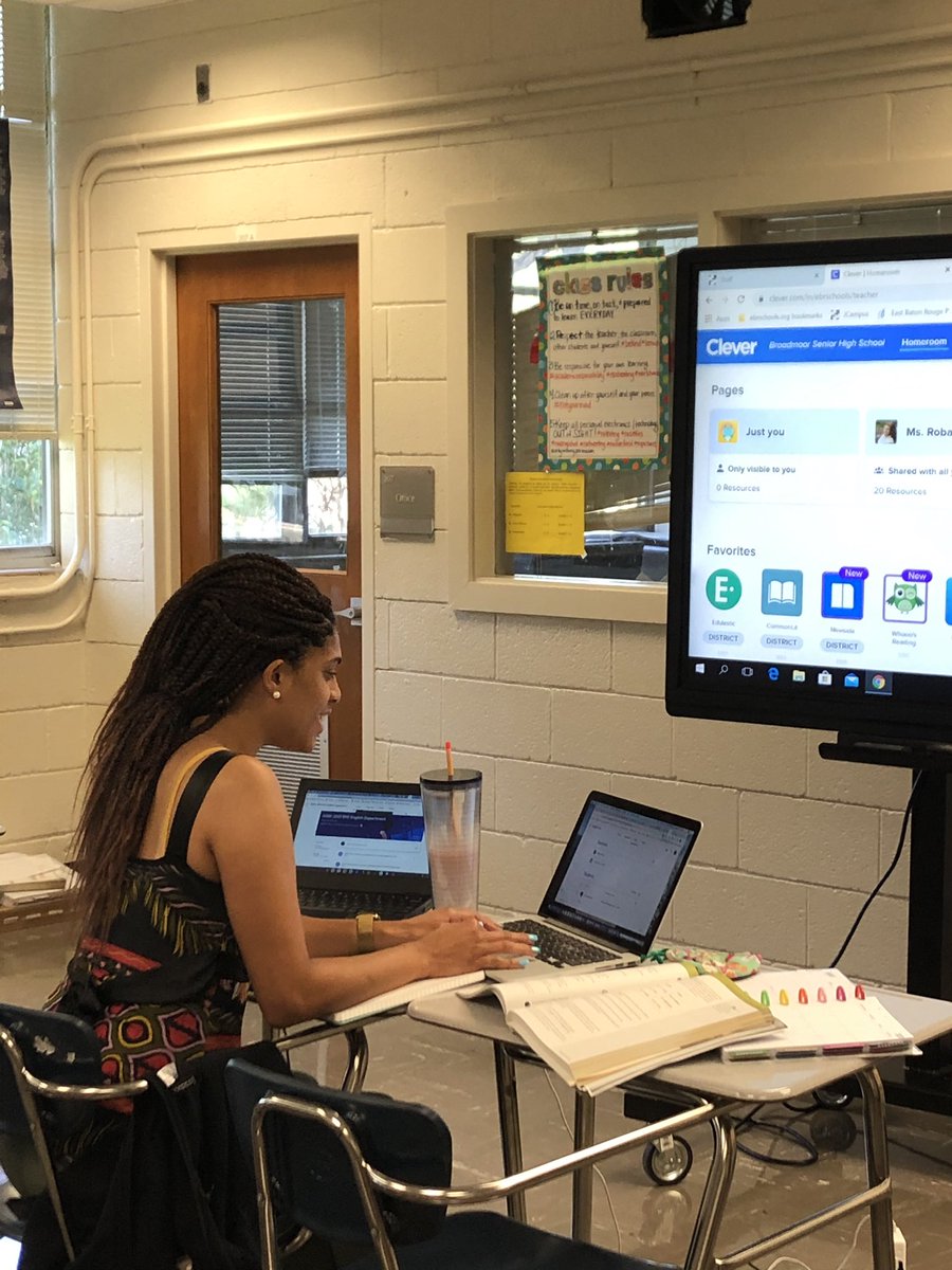 mskrobair's tweet photo. This is what my 1st day of school looked like @ Broadmoor High! I completed a virtual walkthrough w/my students using our virtual platforms for online orientation! Thanks @QMProgram @EdtechEbr & @pd_ebr for the foundation! @ebrpschools #ebrschools #BucNation #techreadychallenge https://t.co/zbQqSEuTjq