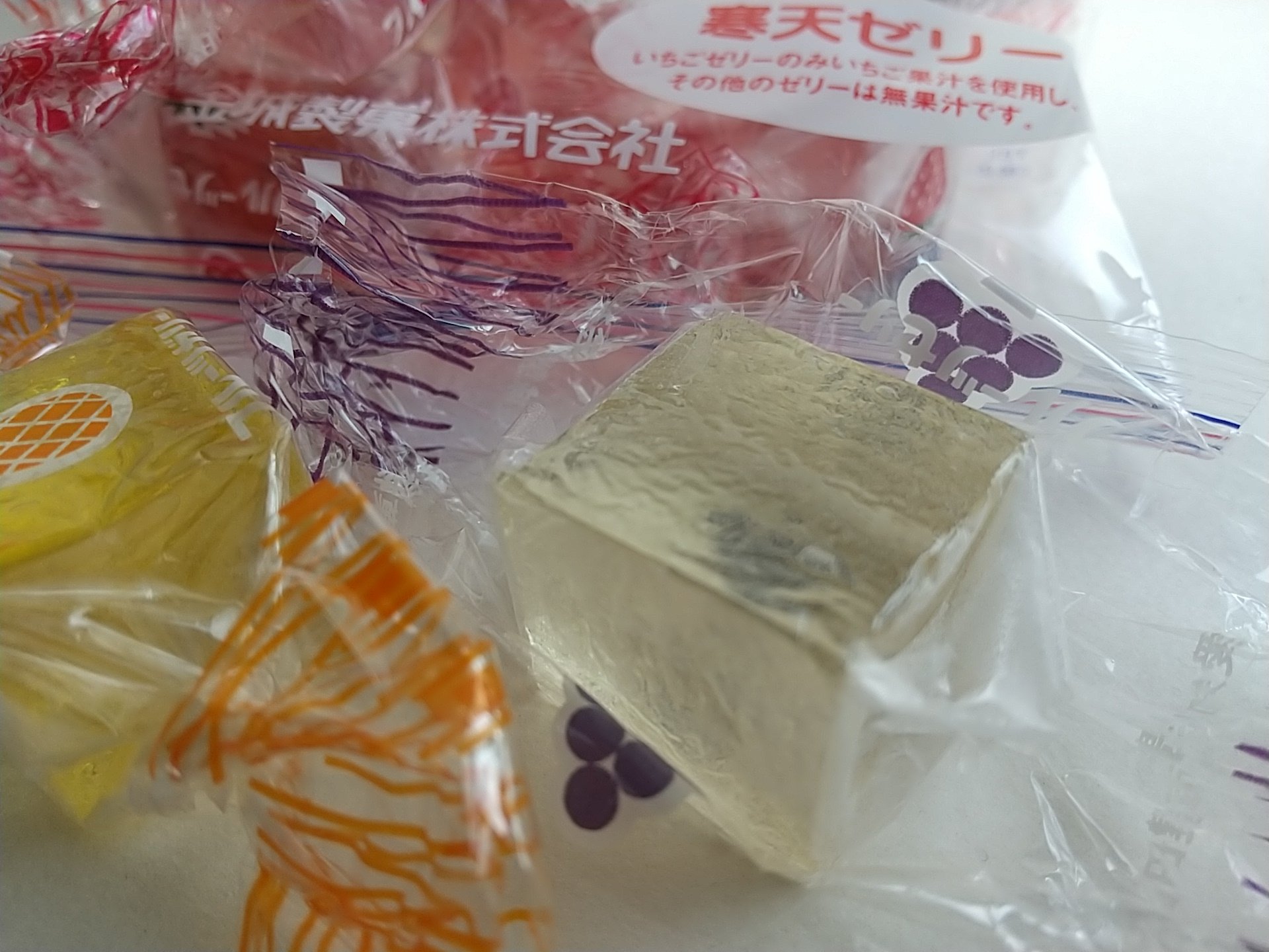 花 花 子供の頃食べた懐かしいお菓子 オブラートも懐かしい 昭和レトロ そばぼうろ ミックスゼリー 金城 懐かしいと思ったらrt