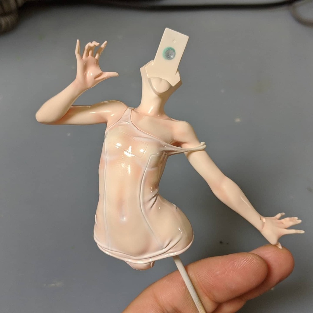 フィギュア製作・完全塗装・ジオラマ製作 濡れ透けフィギュア スクール水着ニパ子の作り方 - Togetter