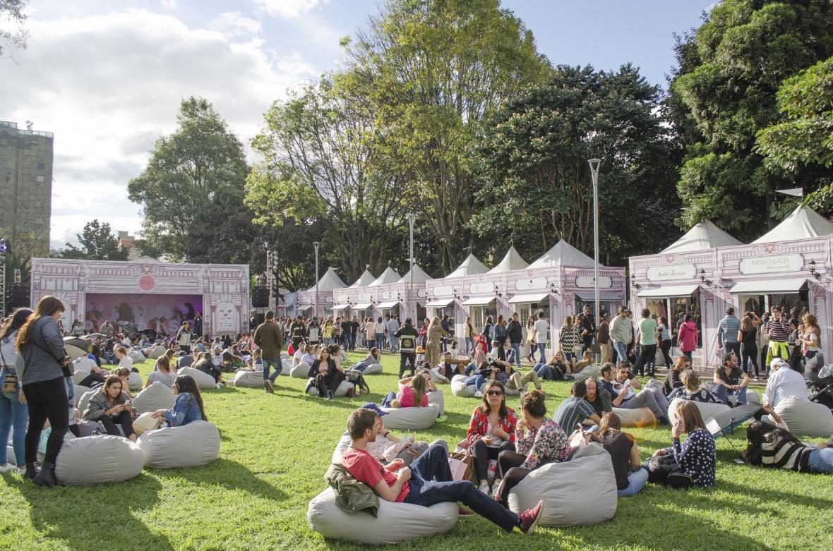 Feria EVA resaltará el emprendimiento femenino en el entorno digital bit.ly/2PTKy9f