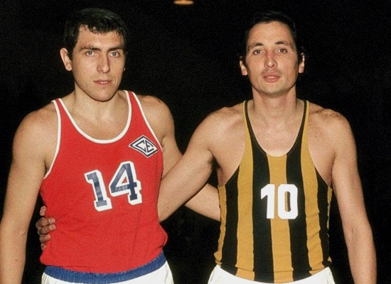 NicoFernandezBB's tweet photo. 📅🎩 #UnDíaComoHoy 12/8/2000, murió Alberto Pedro #Cabrera. "Beto" o "Mandrake". El bahiense fue uno de los mejores basquetbolistas del país. Símbolo de #Estudiantes y la Selección #Argentina, conformó un histórico tridente junto a dos ídolos de #Olimpo: #Fruet y #DeLizaso 🏀🇦🇷 https://t.co/9uSlA128Qm