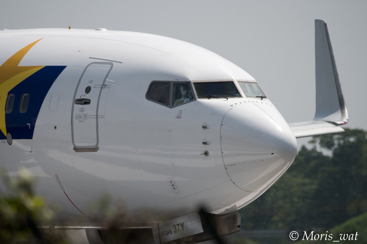 Moris Wat 8 6 スカイマークの茨城空港発福岡空港行きのbc1便 操縦席の副操縦士さんからのお手振り 親しみがわいてくる ありがとうございます 茨城空港 百里基地 スカイマーク