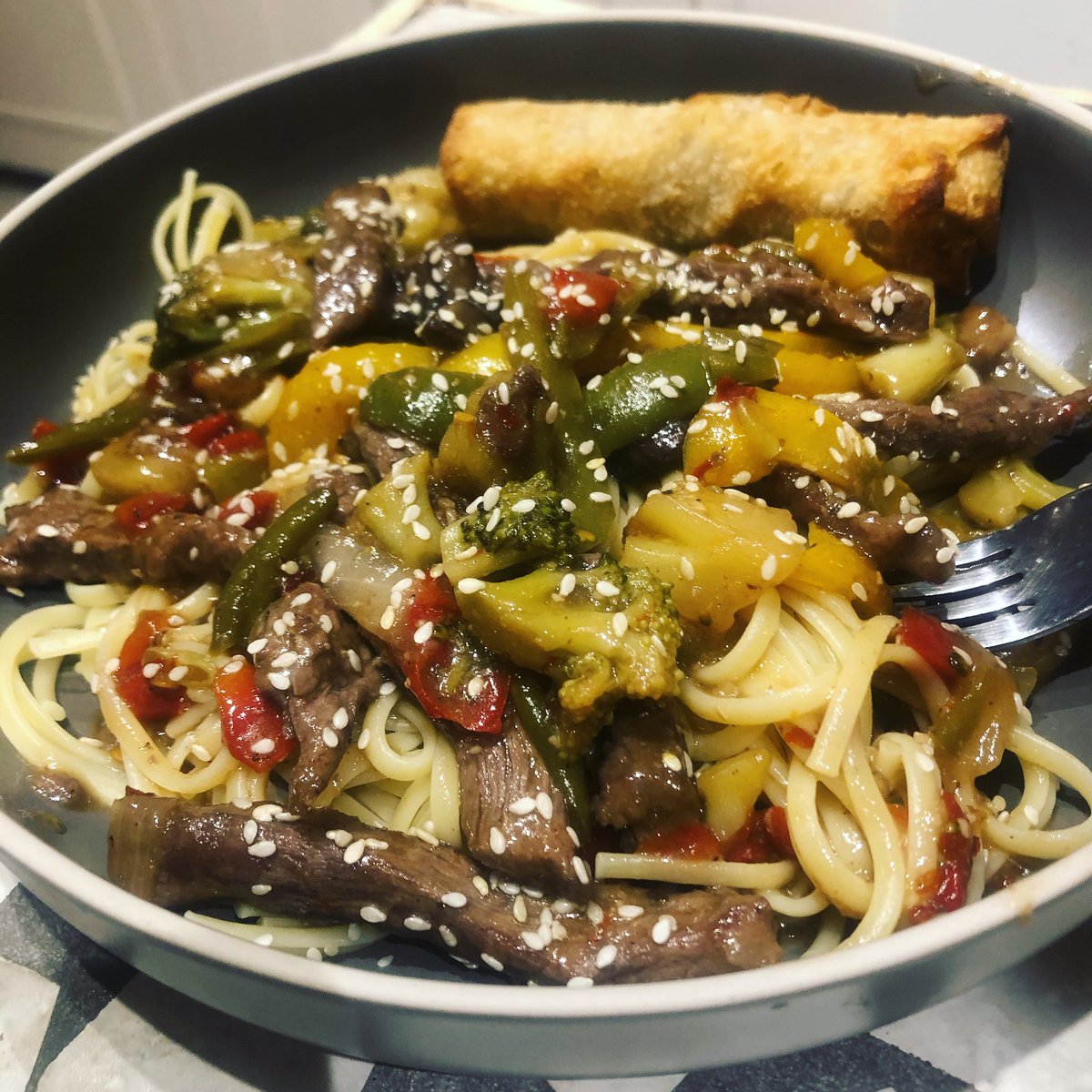 Homemade spicy beef lo mein for dinner! #QuarantineKitchen #ForTheLoveOfCooking #Mindfulness