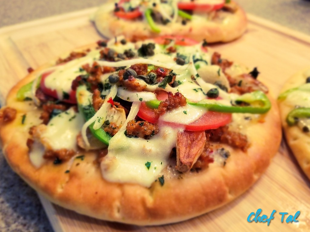 citysims's tweet photo. Spicy Sausage and Chicken Gourmet Mini White Pizzas are a Quarantine Favorite
#pizza #sausage #chicken #quarantine #summer #mini #mozzarella #Dinner #cuisine
#writer #columnist #fusion #chef #finestfood #foodandwine #FormerWhiteHouseChef #FreshIsAlwaysBetter #RadFoodChefs https://t.co/Qa3gHW25UW
