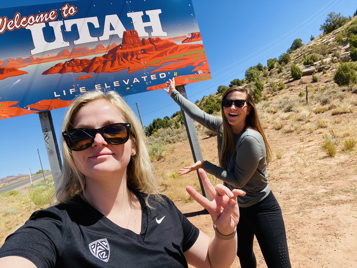 sofiewacht's tweet photo. Hey @falloncporter ICYMI we were in Utah four times and Arizona also four times today. #allthesigns https://t.co/FXsN0s06ZR