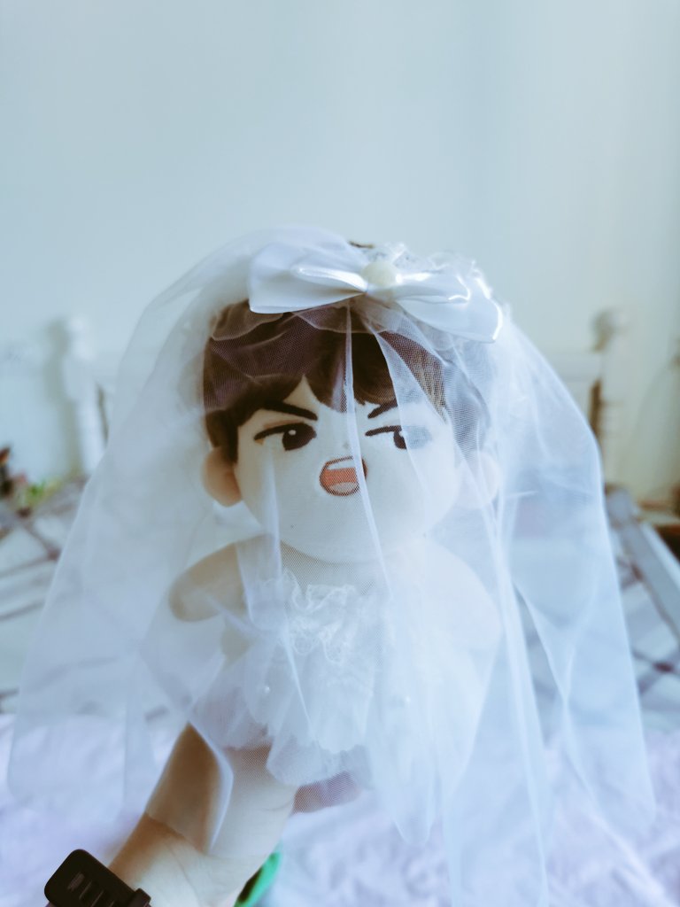 LING CHU tweet media