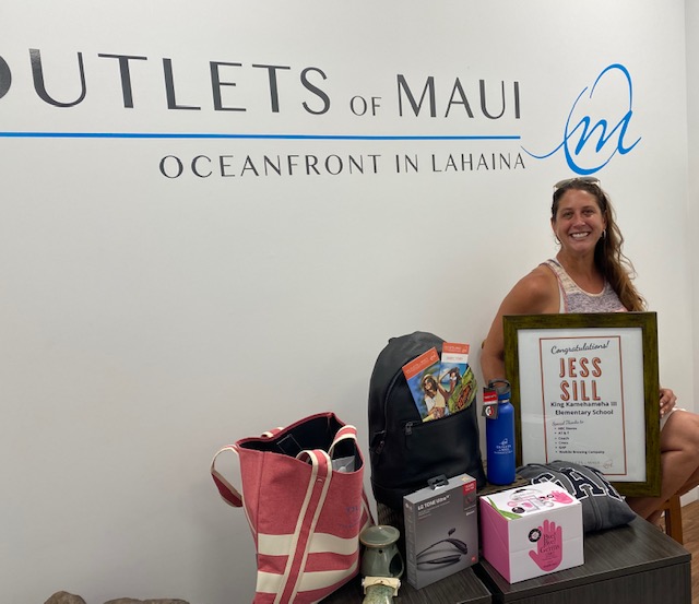 OutletsOfMaui's tweet photo. Congratulations to Jess Sill, our BTS Teacher Appreciation prize pack winner! Thank you to all our teachers who are meeting the challenges of educating our kids during these challenging times. We love all our Maui teachers! https://t.co/7kE1VUq1EI