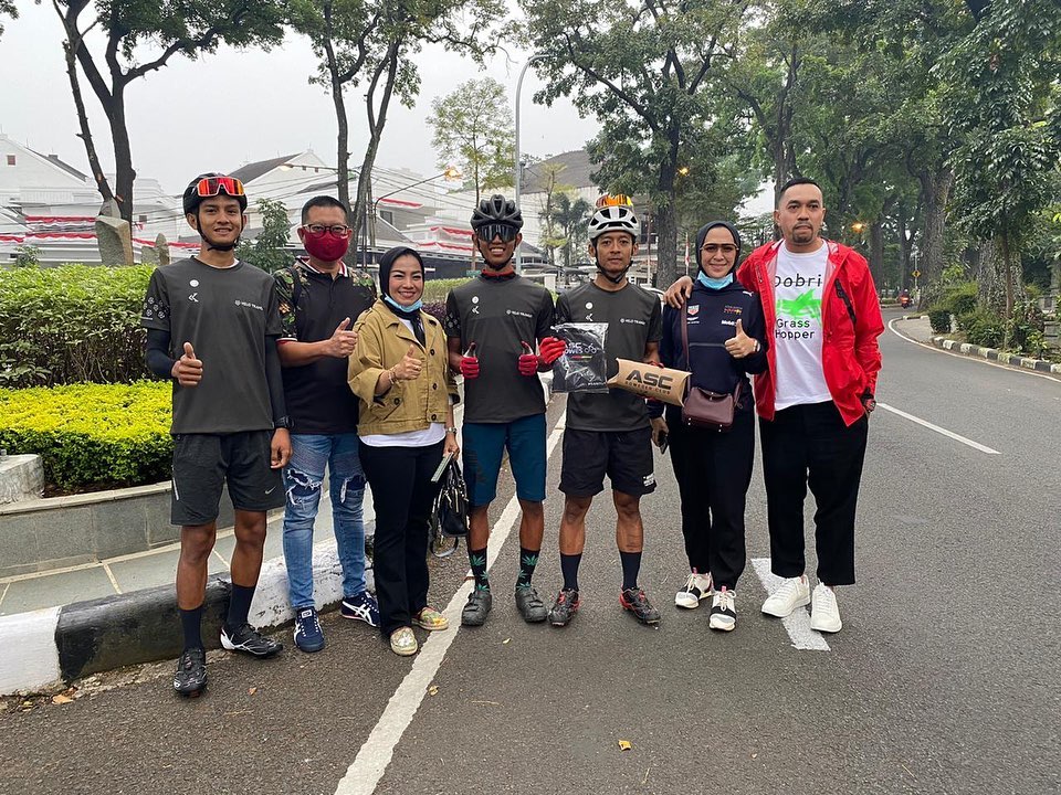 Ahmad Sahroni tweet media