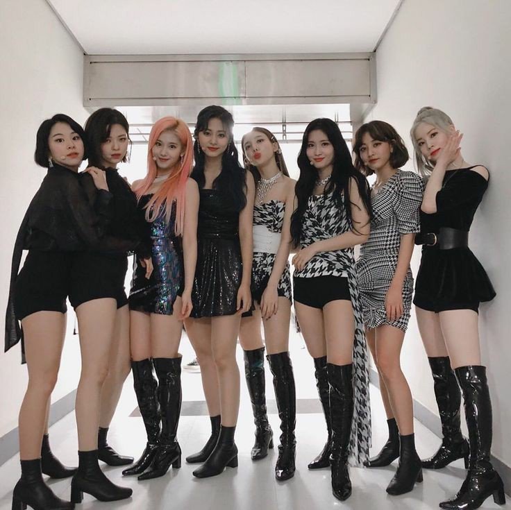 #ExaONCE #ExaBFF #ExaONCE <a href="/JYPETWICE/">TWICE</a>
