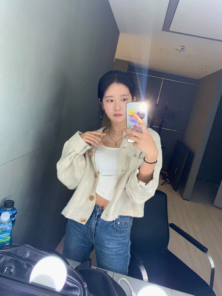 EXY_S2's tweet photo. 🤖 https://t.co/itUFUrk443