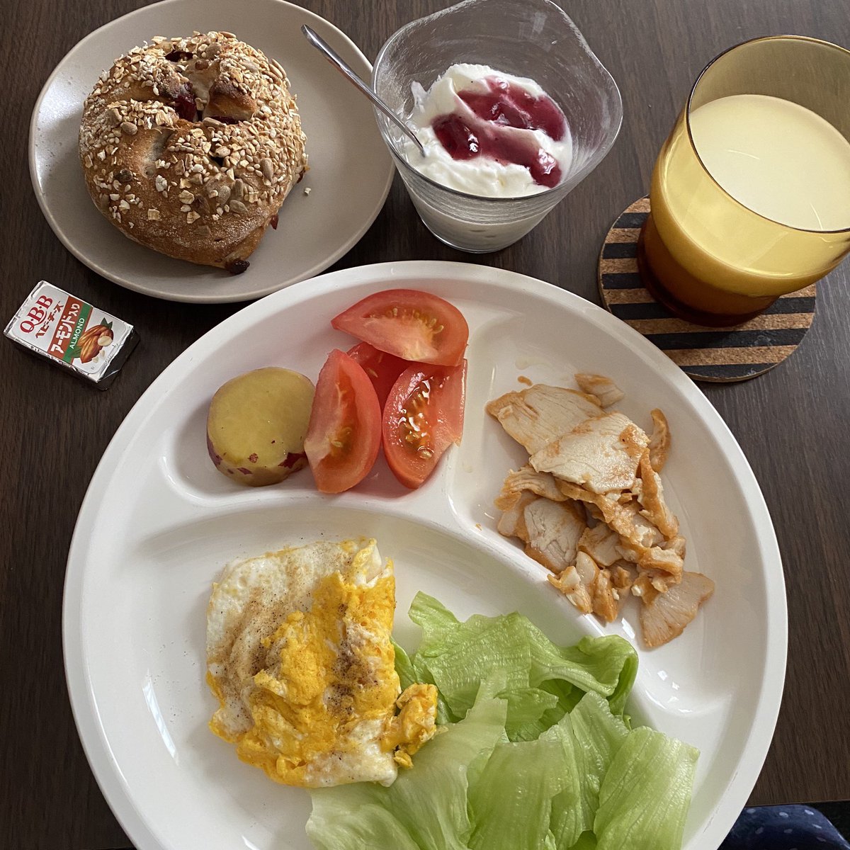 マキキ 1y0m Boy 8 13 とりあえず退院したけど 病院と自宅の朝食を比較 血圧と浮腫みをどうにか落ち着かせたい うーん 自宅のほうが食べすぎand塩分多い 臨月の高血圧は努力でどうにか下がるもんではないのか とにかく安静に安静にと言われ マキキ 1y0m Boy 8 13 とりあえず退院したけど 病院と自宅の朝食を比較 血圧と浮腫みをどうにか落ち着かせたい うーん 自宅のほうが食べすぎand塩分多い 臨月の高血圧は努力でどうにか下がるもんではないのか とにかく安静に安静にと言われ