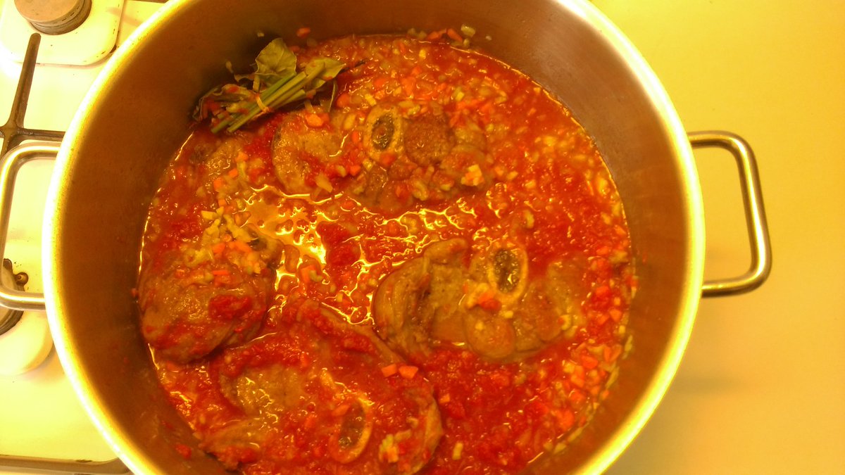 joukesp's tweet photo. #CookingLunch #TuesdayLunch #Ossobuco
8:00-8:30 Chopping up veggies
8:30-9:00 Searing the veal shanks
9:15-??     Adding veggies, bouquet garni, white wine + tomato pulp for long, long, long simmering. Preparing tomatoes
9:30         Looking at the Rosé but leaving it for awhile. https://t.co/HTHGIBjgcw