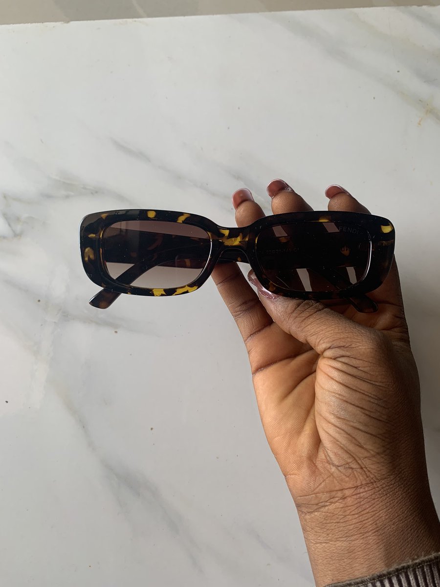 Unisex sunglasses UV protection lens N3,000 only Send a dm to order yours