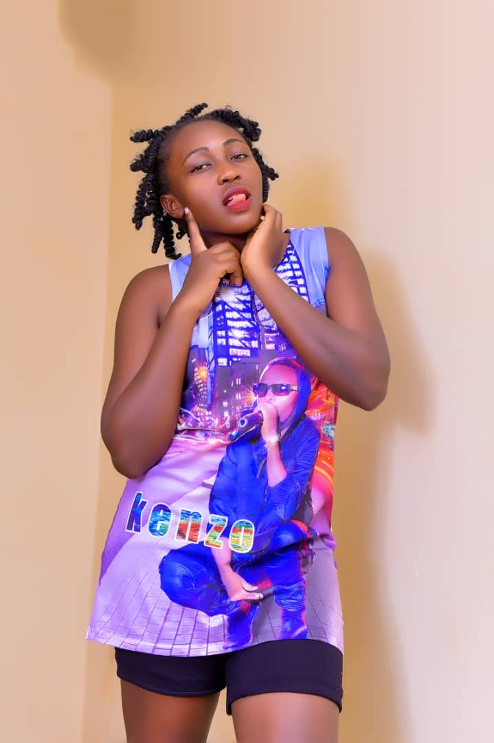 MuwanguziMyke's tweet photo. Happy birthday to you @nuwe_viola 🎂🎂🎂🎂🎂 more years dear ......
@Mc_Kacheche 
@PatraUg5 
@JoshuaPounds2 https://t.co/VdUJPUf7Yz
