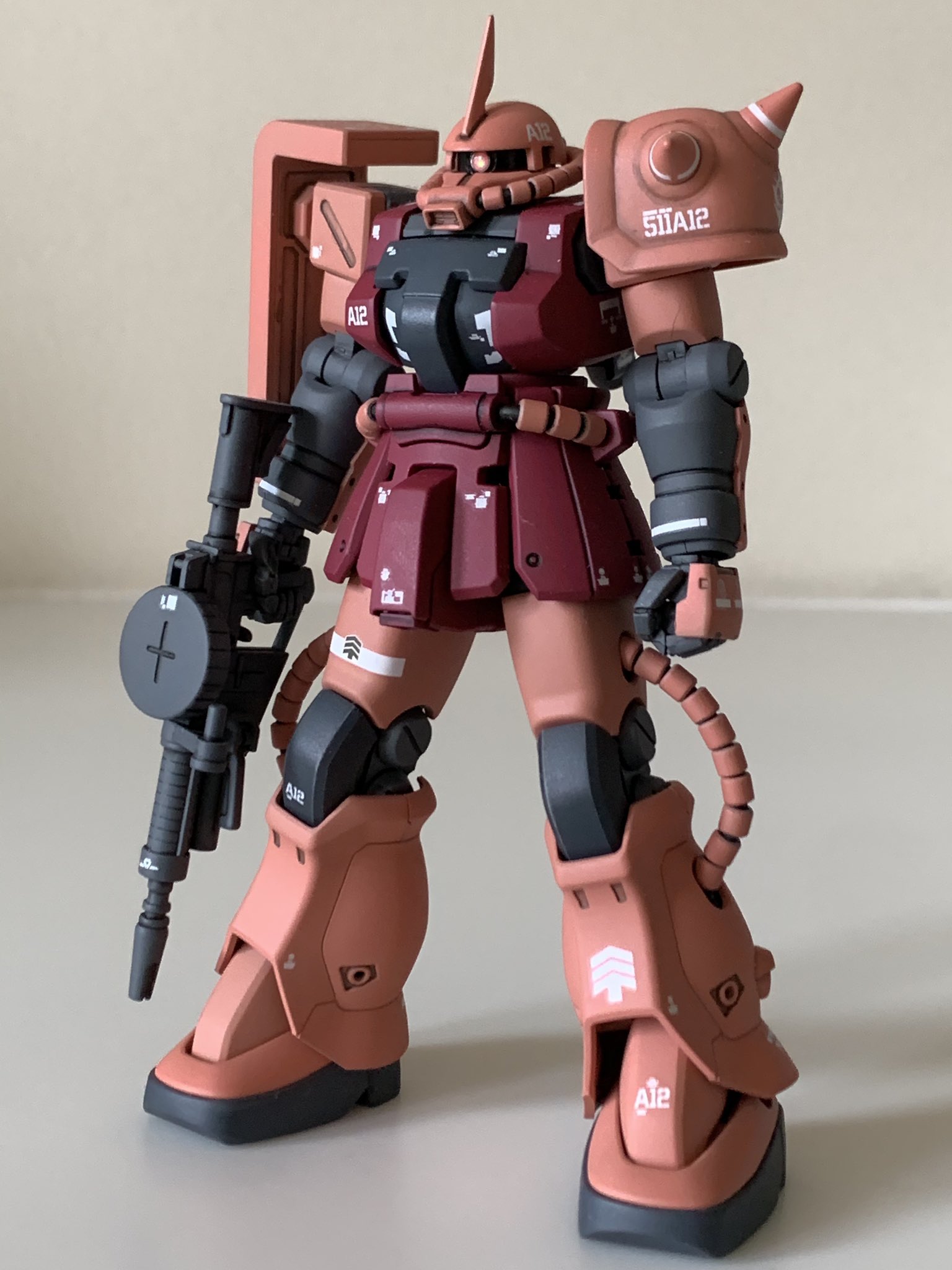 ガジュマル ガンプラ Hguc F2 シャアザク オール缶スプレー T タミヤ C クレオス 外装濃赤 Cガンダムカラーシャアレッド 外装薄赤 Cガンダムカラーシャアピンク 外装濃灰 Tガンシップグレイ 外装武器関節薄灰 Tグレイバイオレット 仕上げ C