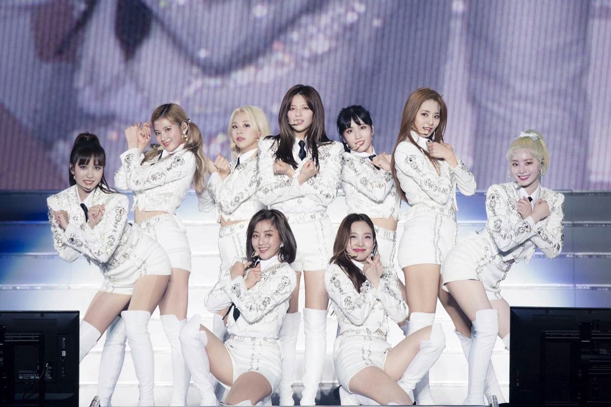 #ExaBFF #ExaONCE <a href="/JYPETWICE/">TWICE</a>