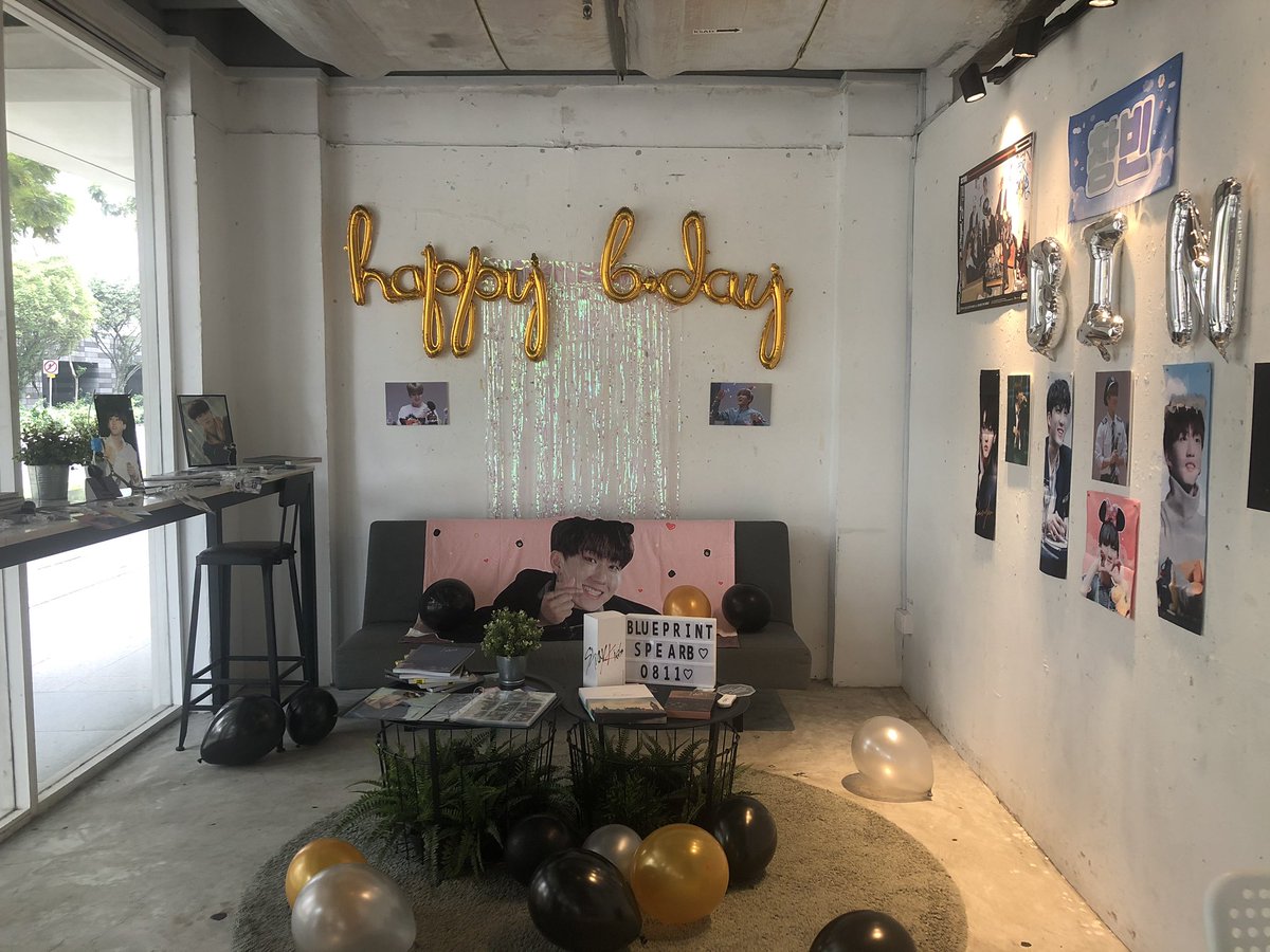 changbinsg's tweet photo. Day 2 is open! https://t.co/LPUMINZksw