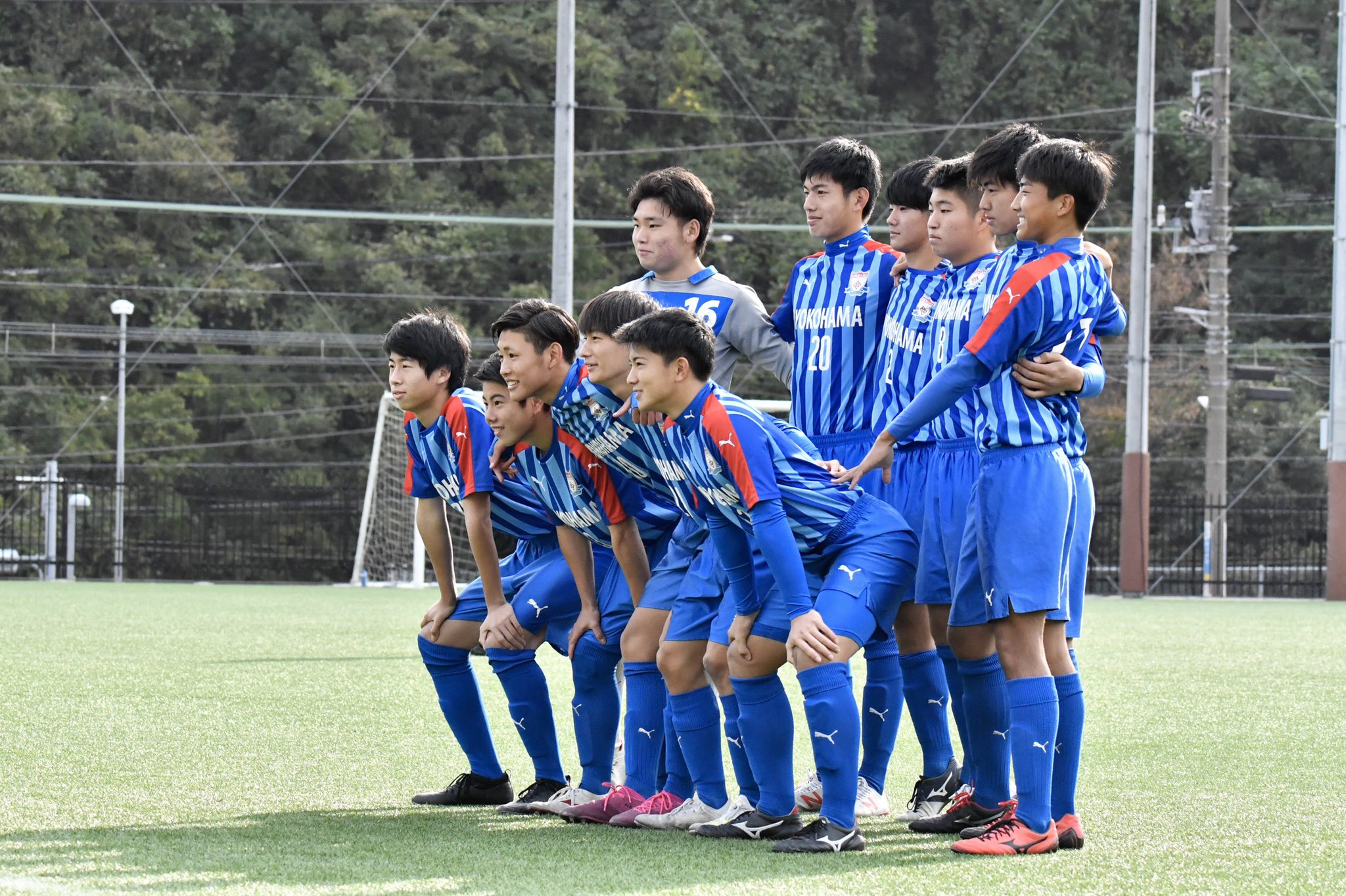 横浜高校 サッカー部 公式 練習会のご連絡 日時 8月29 土 集合12 30 時間が変更してるので注意して下さい 会場 横浜高校 第一グランド 人工芝 能見台駅より徒歩2分 対象 中学3年生 連絡先 谷岡先生 電話番号 090 2742 9357 中野