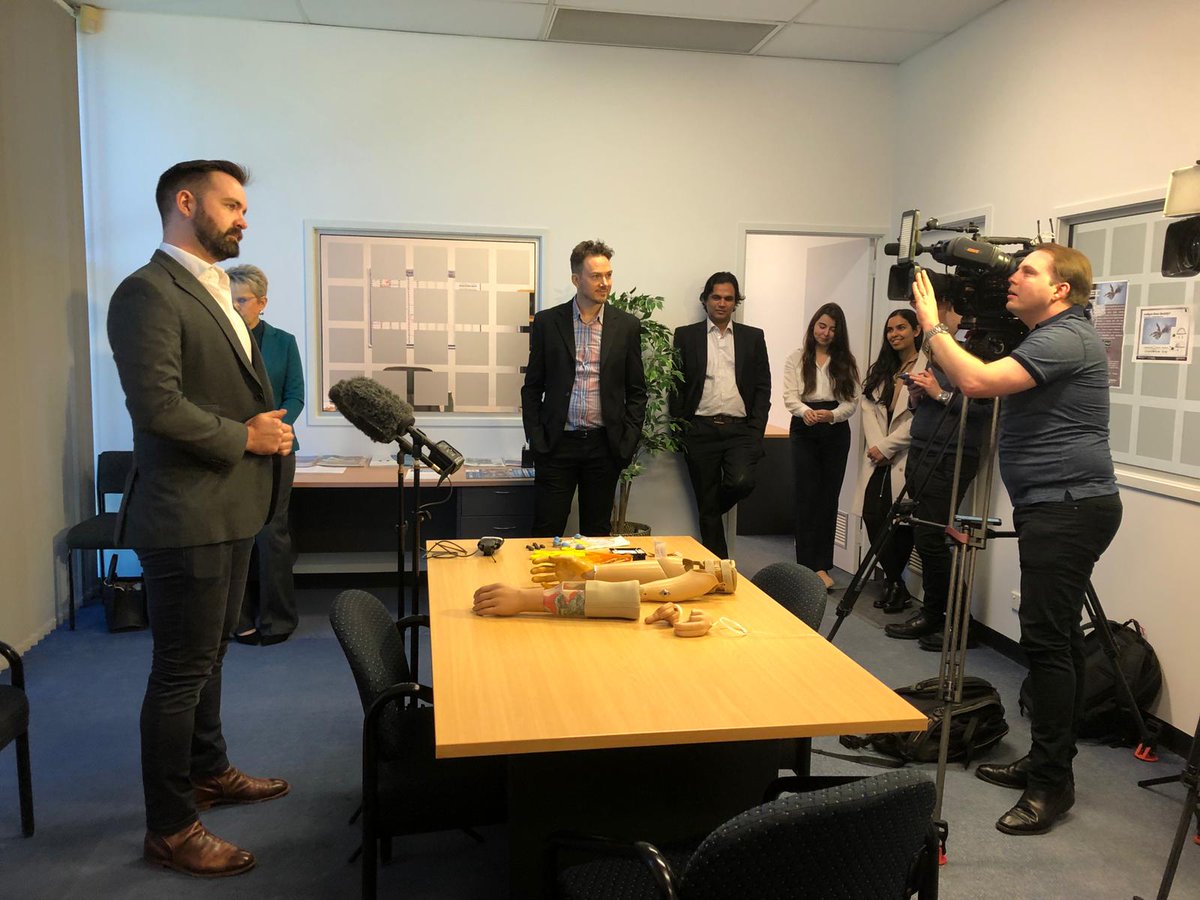 Exciting morning for @TBrooksRichards @MCAllenby @SabrinaSchoen @CodyFell1 talking to the media #hospitalofthefuture #biofabrication #patientspecific vascular grafts using soft #robotics @QUTmedia hope to see you on 7 & 10 News tonight! @BionicsQld @AdvanceQld @DrMiaWoodruff