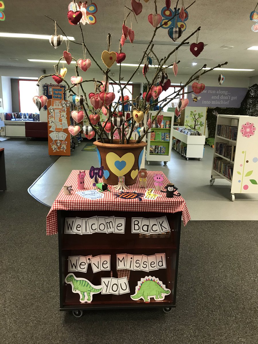 Kaye_Tew's tweet image. Another @MCBFestival #BigBookGiveaway Courtesy of @MacmillanKidsUK and @scholasticuk this time #GortonLibrary getting books to local families #ReadMcr #SummerReadingChallenge