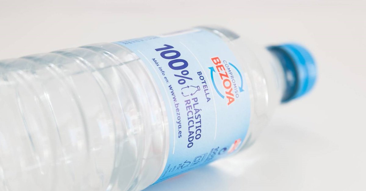 Ahora, gracias a <a href="/Bezoya/">Bezoya</a> de <a href="/Pascual/">Pascual</a>, todas las botellas de Agua Mineral Natural que comercializamos están fabricadas con plástico 100% #Reciclado.

#sostenibilidad #compromiso #medioambiente