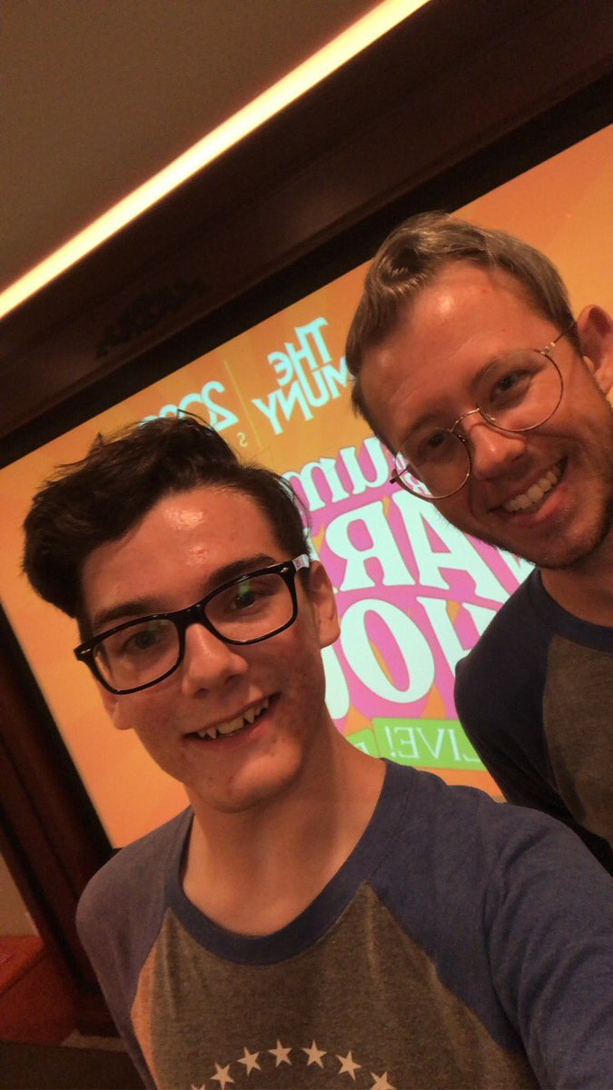 Rhett_C14's tweet photo. Show number 4 with matching shirts for the win π!! Amazing line up @TheMuny So sad there is only one more week!!!! #themuny #munymagic https://t.co/ShJpFlHX6A