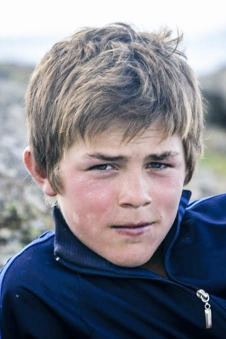 Eren Bülbül ve Onu korumak için kendini siper eden ve vücuduna isabet eden 41 kurşunla şehitlik mertebesine ulaşan Jandarma Astsubay Kıdemli Başçavuş Ferhat Gedik mekanlarınıza cennet olsun...
İyikivarsınEren #ErenBulbul #FerhatGedik