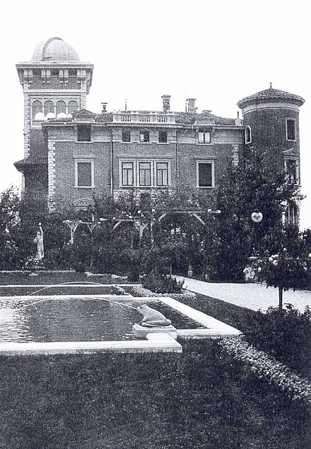 TravelinaGarden's tweet photo. #Fontana delle #rane nel parco di #Villa #Toeplitz Varese disegnato dallo studio parigino L. Collin - A. Adam &amp; C nel 1927  

#Frog #fountain in the Park at Villa Toeplitz, Varese, Italy designed by the Parisian studio L. Collin - A. Adam &amp; C in 1927 https://t.co/ALcgrhI0nd