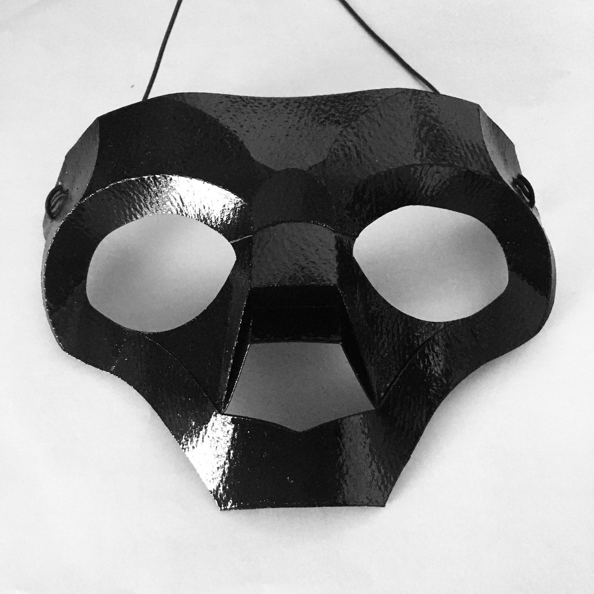 ネイルチップを使って歯を表現 怖かろう Takeo Hayashiのイラスト