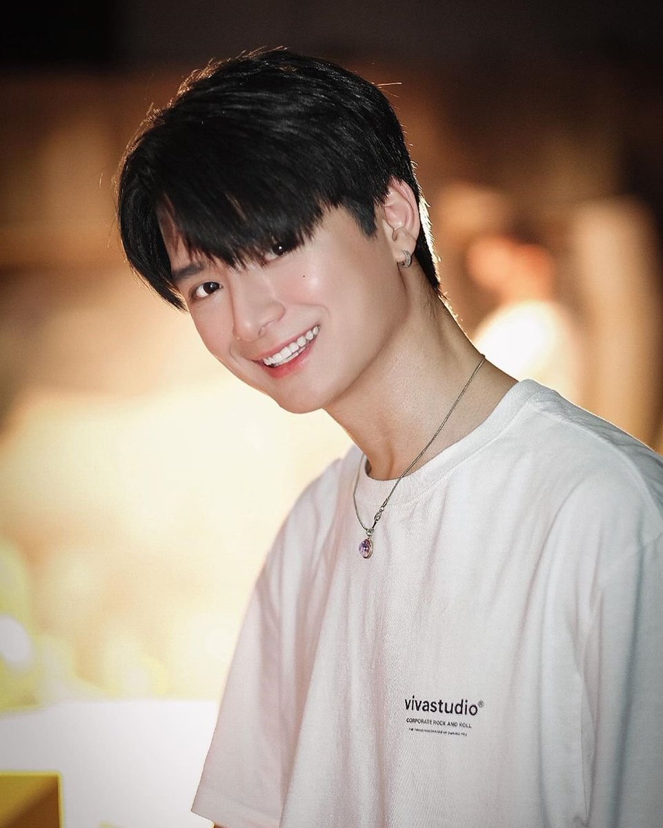 Name: Krist Perawat SangpotiratBirthday: October 18, 1995Twitter:  @kristtps Instagram:  https://www.instagram.com/kristtps/ 