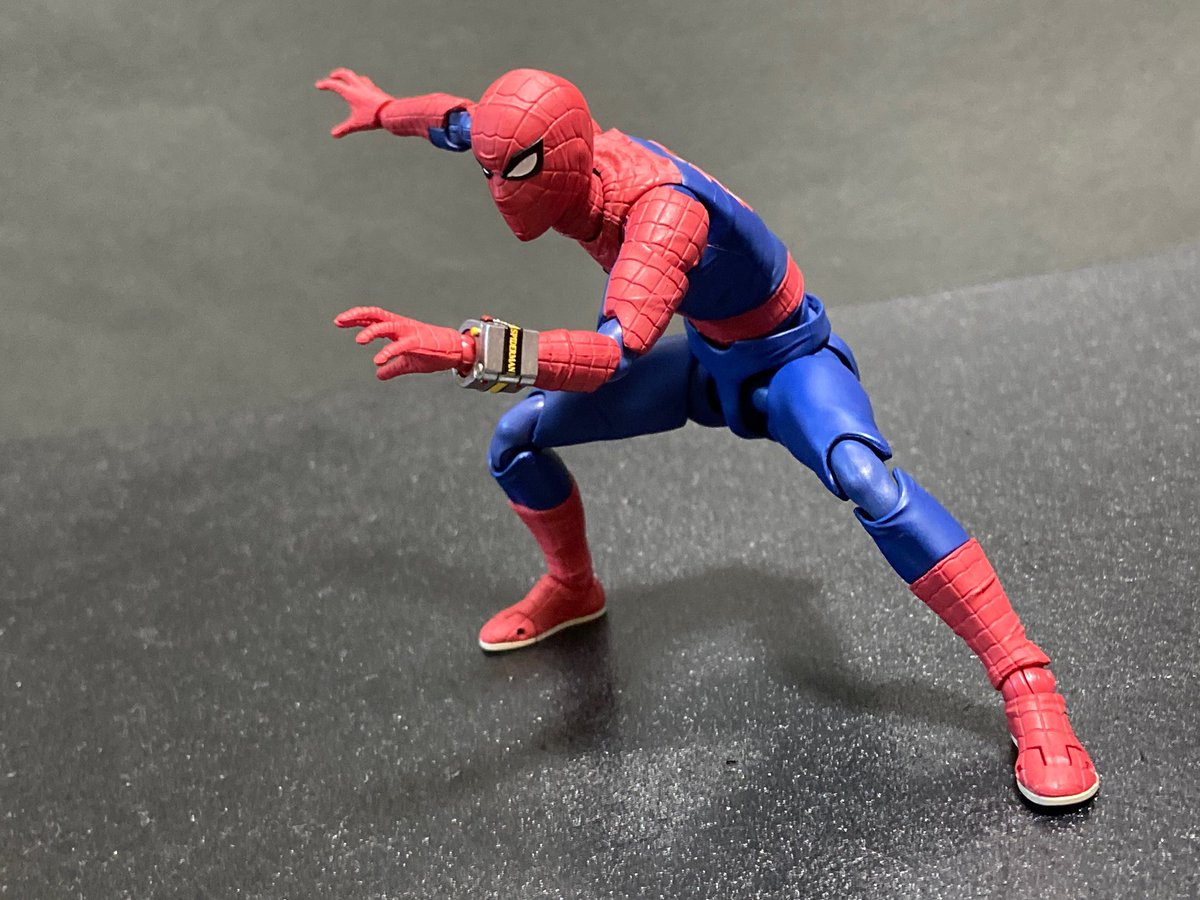 のぶたん S H Figuarts 東映版スパイダーマン到着 動画でポーズは研究しつつ待ちわびてました この手の形が独特なのが良いですよね