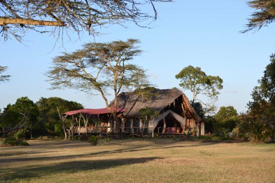 12/Mugie RanchOwned by the Hahn Family, Mugie is a black rhino sanctuary measuring 22,000 acres. Packages range from $2,711 to $4,565