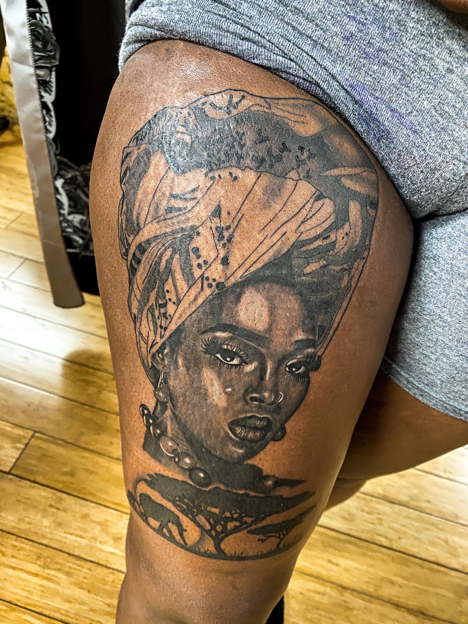 Left My Mark on X: "African Queen Style Tattoo Booking Info In My Bio. . . . #lmm #leftmymark #9mag #9magtattoo #darkskinbodyart #letmetellmystory #chicago #chicagotattoo #chicagotattooartist #tattooartist #chicagotattooshops #chicagotattooshop #design ...