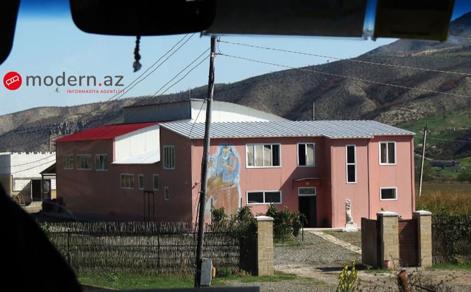 modernaz_'s tweet photo. Ermənilərin viran qoyduğu Xocalının ən son FOTOLARI 

#Azerbaijan #modernaz #modernnews #armenia #Armenianagression #StopArmenianOccupation #EndAgression #Karabakh #KarabakhisAzerbaijan #Khojaly #JusticeforKhojaly 

https://t.co/1Up7zuUBWv https://t.co/nMHBTi6xBN