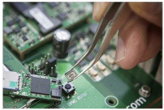 QuantumFlagship's tweet photo. The #QRANGE project wants to push the quantum range number generation (QRNG) technology further, allowing for a wide range of commercial applications of QRNG. #QuantumProjects
⚛️ https://t.co/EXw2wjxUHV https://t.co/ppes9eDKTI