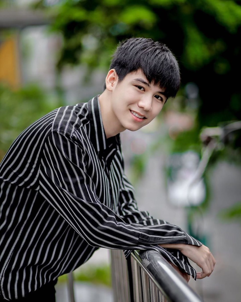 Name: Satang Kittiphop SereevichayasawatBirthday: November 16, 2001Instagram:  https://www.instagram.com/satangks/&nbsp;