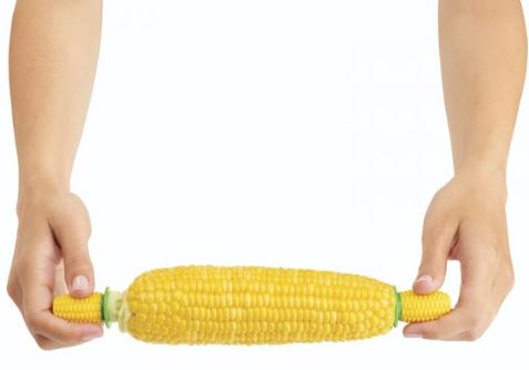 Our corn holders are perfect to keep your hands clean whilst tucking into your corn on the cob. #kuhnrikon #bbqtool #usefultool
