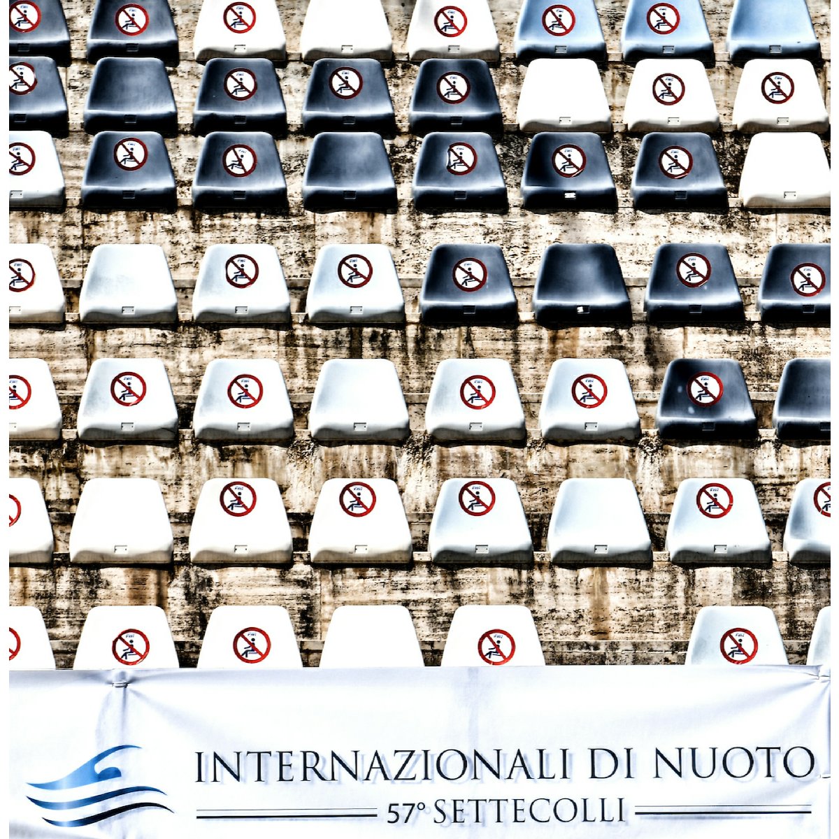 Il #nuoto #azzurro 🏊🇮🇹 riprende a gareggiare nella piscina più bella del mondo e il #deepbluemediateam è lì per raccontarvi con le 📸 tutto quello che accade dentro e fuori la vasca del #settecolli2020.
Non perdere neanche una delle foto👉🏻 bit.ly/33LuJte
<a href="/FINOfficial_/">Federnuoto</a>