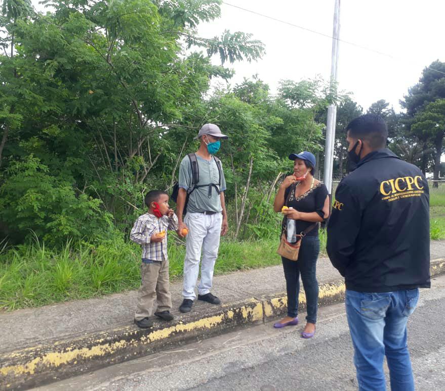 Prevenir es tarea de todos, de ti depende evitar la propagación de esta terrible pandemia, quedate en casa.-