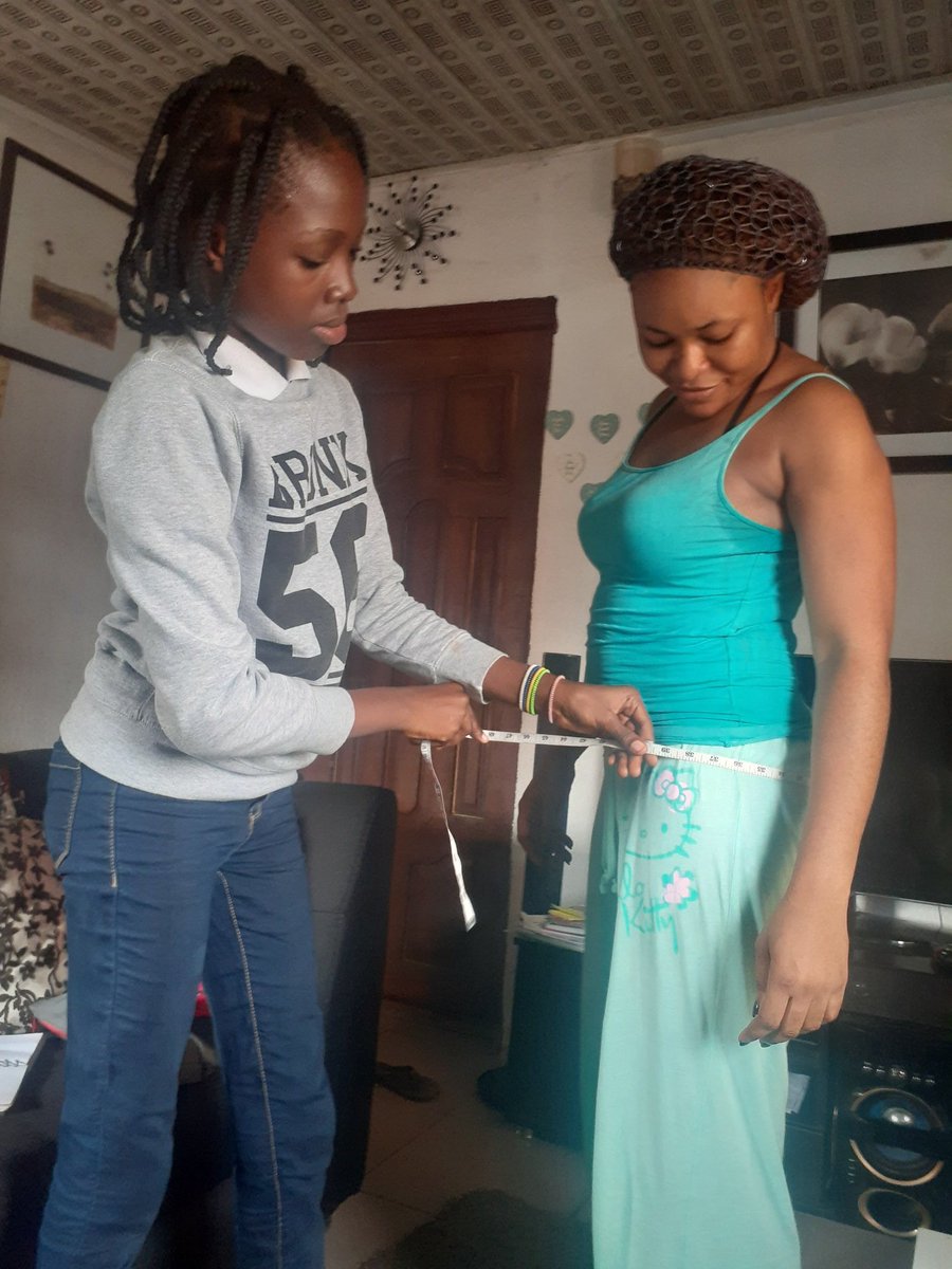 Favour Adebayo👗✂️ tweet media