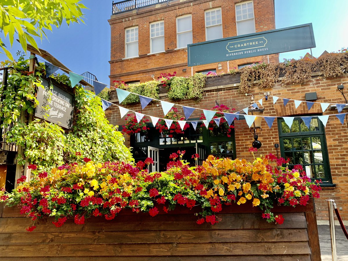 Can I have a detour here and have a pintto ease my thirst? Shall I?  #NursesActive #ImperialActive #ImperialPeople &ndash; bei  The Crabtree